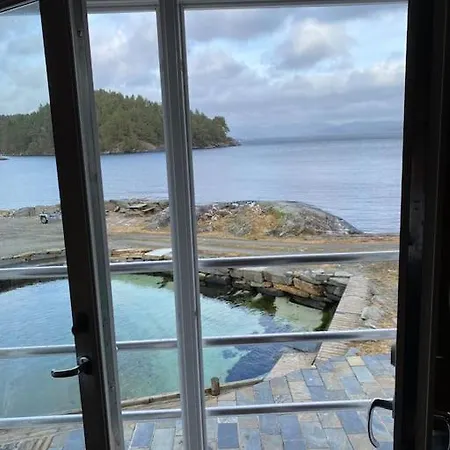 Moderne Rorbu Helt I Sjokanten Hauge  Exterior photo