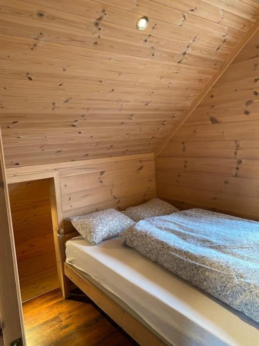 Holiday home Moderne Rorbu Helt I Sjokanten *